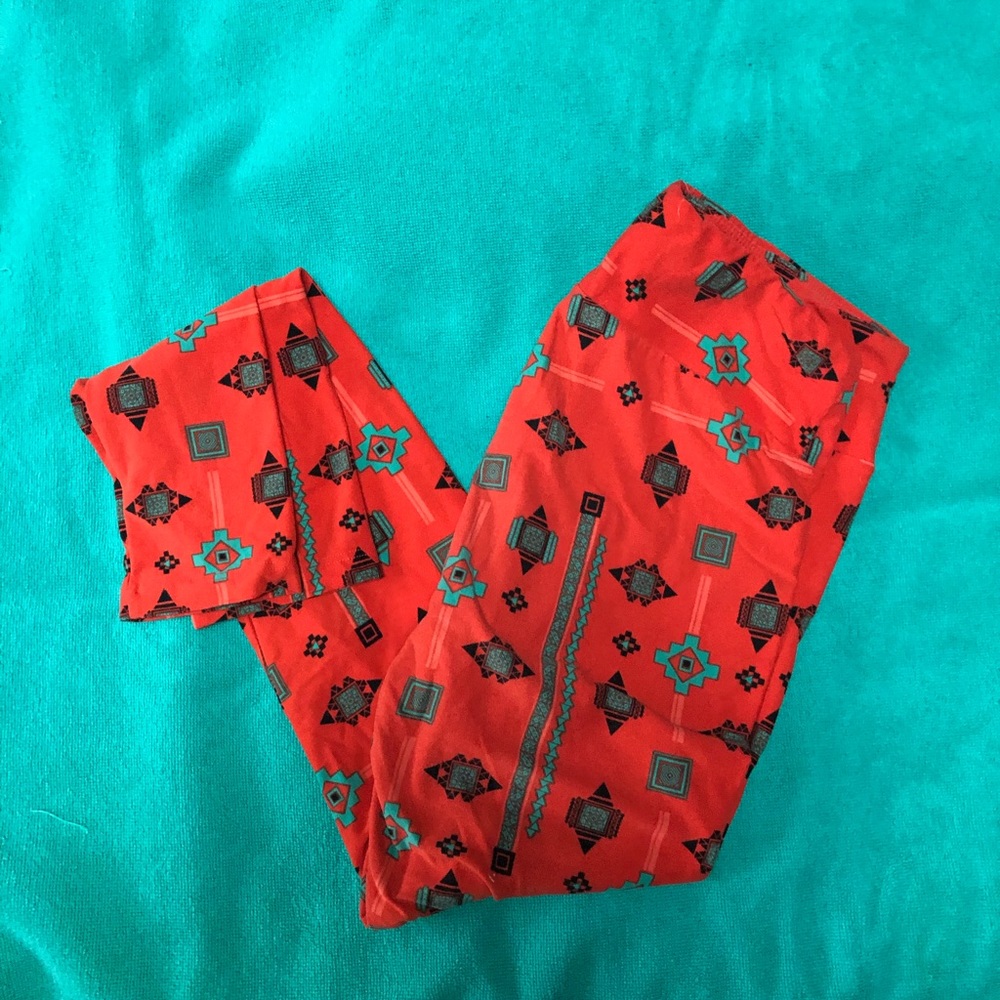 LuLaRoe leggings, coral with aqua pattern